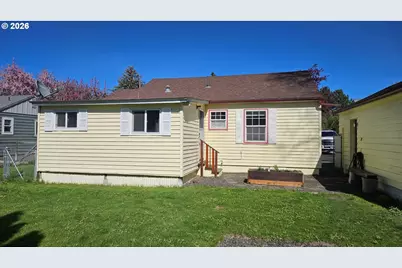 302 SE 2nd St, Enterprise, OR 97828 - Photo 17