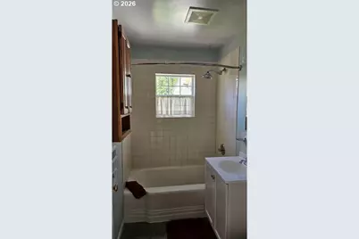 302 SE 2nd St, Enterprise, OR 97828 - Photo 9