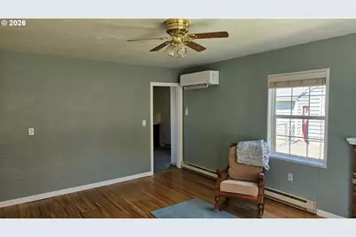 302 SE 2nd St, Enterprise, OR 97828 - Photo 5