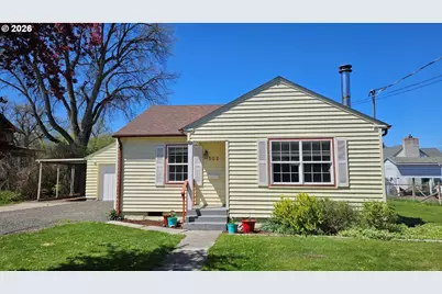 302 SE 2nd St, Enterprise, OR 97828 - Photo 1