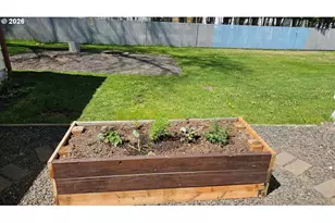 302 SE 2nd St, Enterprise, OR 97828 - Photo 15
