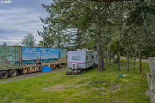 1589 Seagate Ave, Coos Bay, OR 97420 - Photo 5