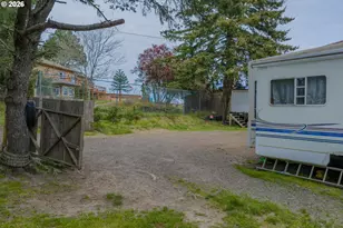 1589 Seagate Ave, Coos Bay, OR 97420 - Photo 33