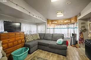 1589 Seagate Ave, Coos Bay, OR 97420 - Photo 23