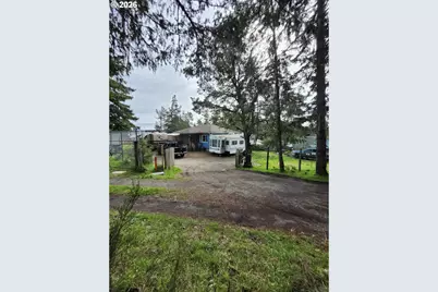 1589 Seagate Ave, Coos Bay, OR 97420 - Photo 1