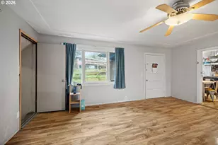 1589 Seagate Ave, Coos Bay, OR 97420 - Photo 9