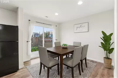 902 S View Dr, Molalla, OR 97038 - Photo 9