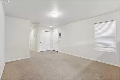 902 S View Dr, Molalla, OR 97038 - Photo 3