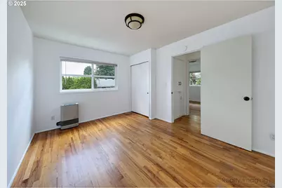 2937 SE Waverleigh Blvd #6, Portland, OR 97202 - Photo 9