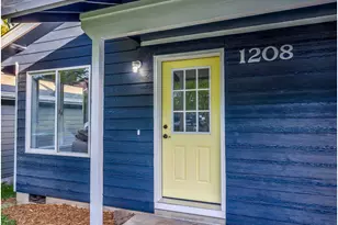 1208 Alameda Ave, Astoria, OR 97103 - Photo 3