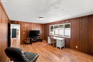 27927 Pine View Rd, Brownsville, OR 97327 - Photo 15