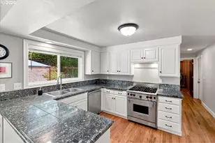 27927 Pine View Rd, Brownsville, OR 97327 - Photo 11