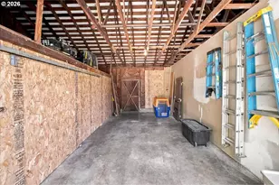 27927 Pine View Rd, Brownsville, OR 97327 - Photo 27