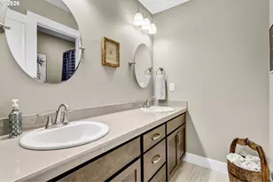 19503 SE Kay St, Milwaukie, OR 97267 - Photo 27