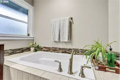 19503 SE Kay St, Milwaukie, OR 97267 - Photo 25