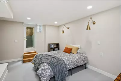 5232 SW Florida St, Portland, OR 97219 - Photo 31
