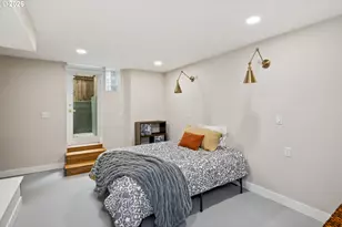 5232 SW Florida St, Portland, OR 97219 - Photo 31