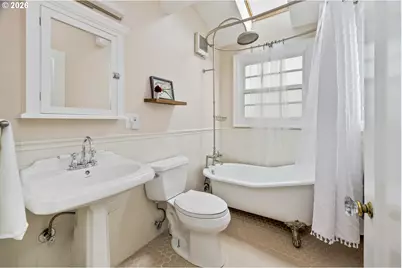 5232 SW Florida St, Portland, OR 97219 - Photo 17