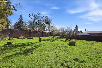 2915 Game Farm Rd, Springfield, OR 97477 - Photo 3