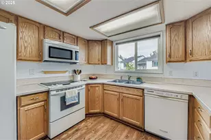 14862 NE Rose Pkwy, Portland, OR 97230 - Photo 15