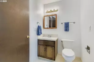 14862 NE Rose Pkwy, Portland, OR 97230 - Photo 27