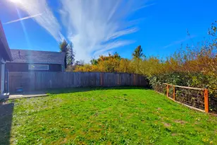 1021 S 1st St, Cottage Grove, OR 97424 - Photo 15