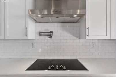 9863 SW Ridge Dr, Beaverton, OR 97007 - Photo 15