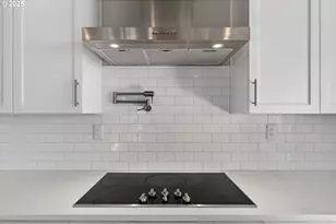 9863 SW Ridge Dr, Beaverton, OR 97007 - Photo 15