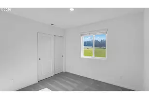 1390 NW Laura Vis Dr, Albany, OR 97321 - Photo 11