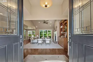 9245 SW 74th Ave, Portland, OR 97223 - Photo 3