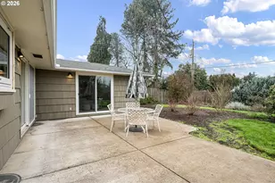 1193 Rio Glen Dr, Eugene, OR 97401 - Photo 41