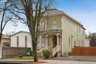 2625 SE Stark St, Portland, OR 97214 - Photo 1