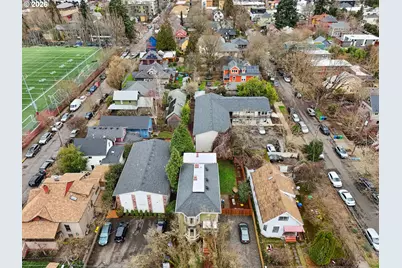 2625 SE Stark St, Portland, OR 97214 - Photo 25