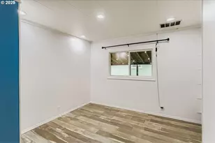 6900 SW 195th Ave, Beaverton, OR 97007 - Photo 17