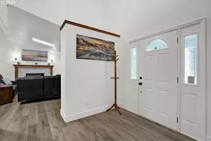 4847 Darlings Loop, Florence, OR 97439 - Photo 7