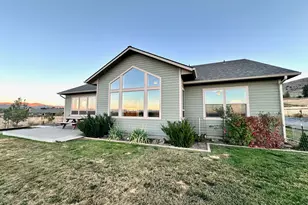 19000 Alpine Ln, Baker City, OR 97814 - Photo 3