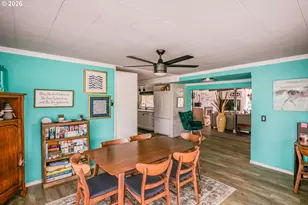 144 6th Ave, Seaside, OR 97138 - Photo 11