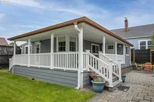 144 6th Ave, Seaside, OR 97138 - Photo 25