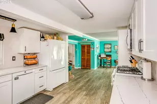 144 6th Ave, Seaside, OR 97138 - Photo 13