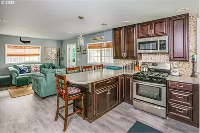 144 6th Ave, Seaside, OR 97138 - Photo 33