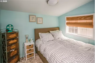 144 6th Ave, Seaside, OR 97138 - Photo 35