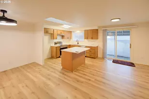 13637 SE Ellen Dr, Clackamas, OR 97015 - Photo 7