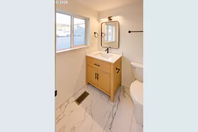 13637 SE Ellen Dr, Clackamas, OR 97015 - Photo 23