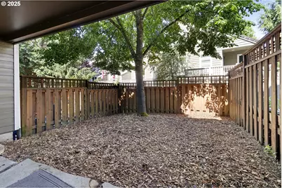 2865 NW Kennedy Ct, Portland, OR 97229 - Photo 35