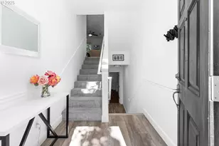 2865 NW Kennedy Ct, Portland, OR 97229 - Photo 3