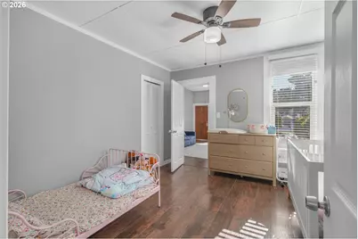 319 18th St, Salem, OR 97301 - Photo 15