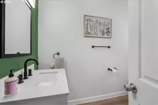 319 18th St, Salem, OR 97301 - Photo 17