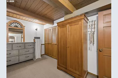 15120 SE Franklin St, Portland, OR 97236 - Photo 35