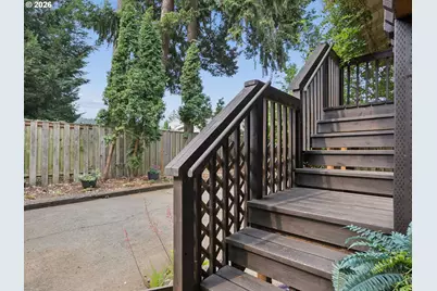 15120 SE Franklin St, Portland, OR 97236 - Photo 41