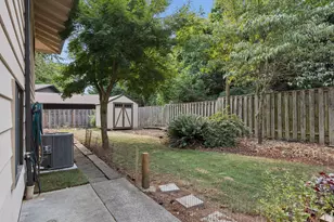 15120 SE Franklin St, Portland, OR 97236 - Photo 43